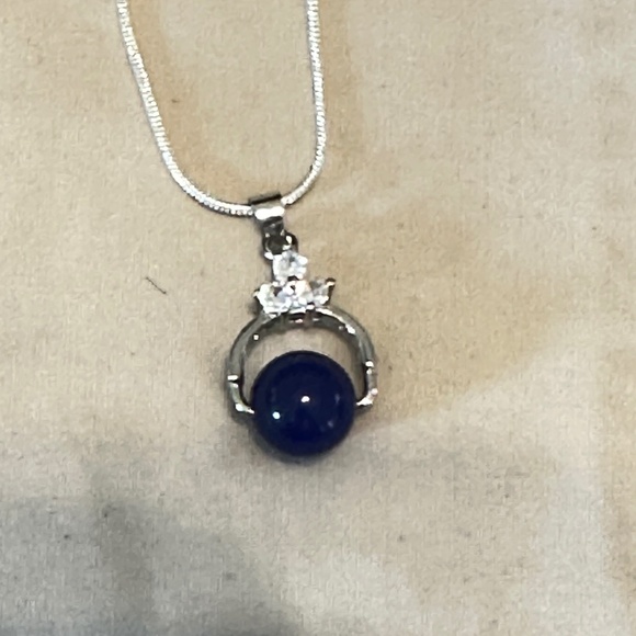 925 Sterling Silver Pendant W/Dyed Blue Agate Stone/Bead & 3 small Cz’s Above. - Picture 6 of 16